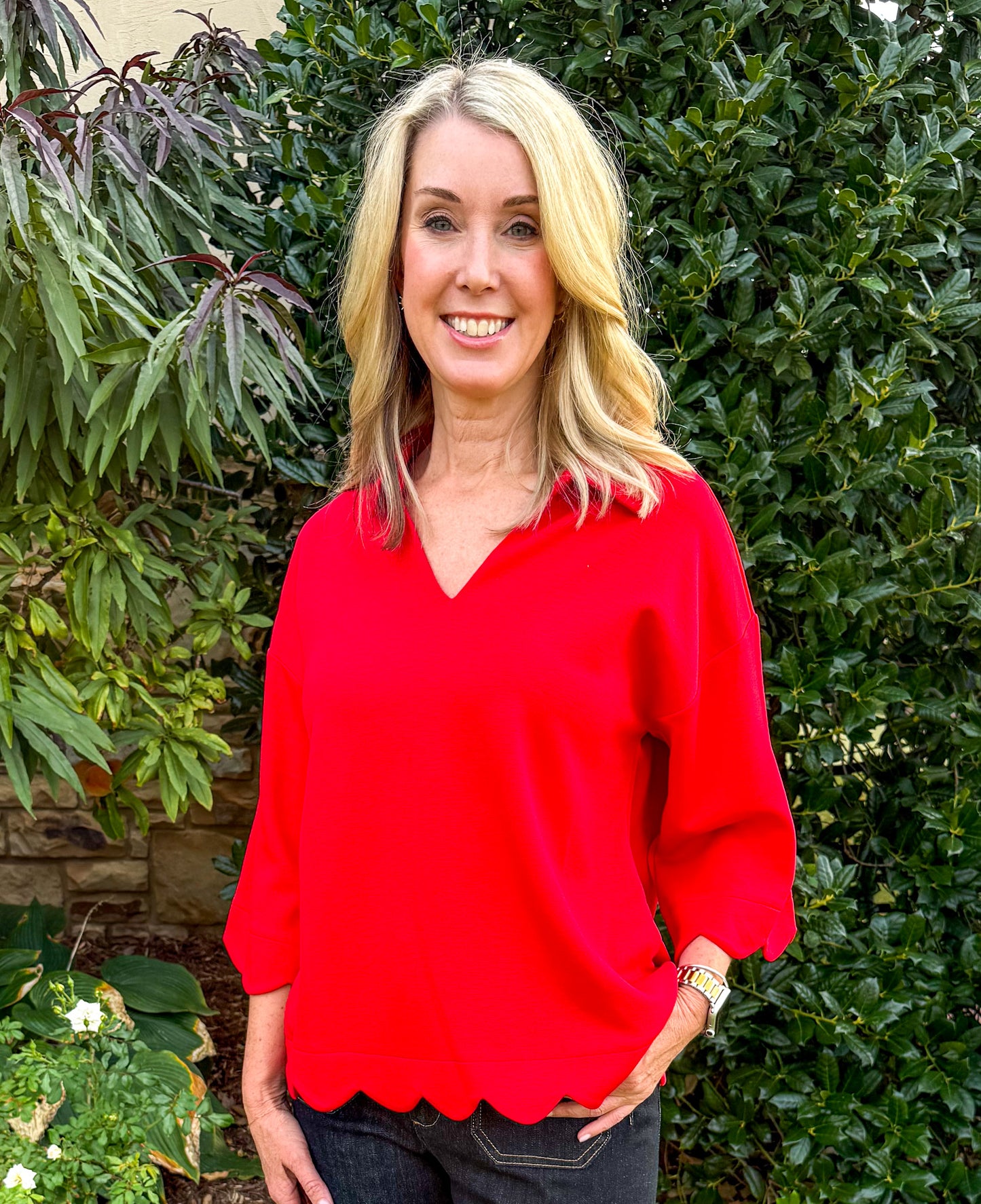 Red Skylark Scallop Top