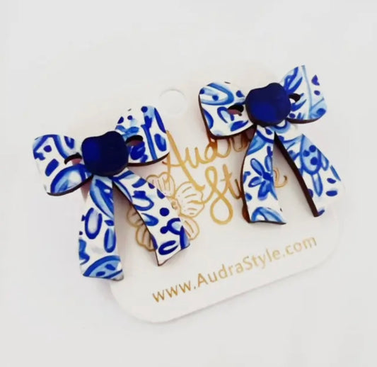 Blue/White Bow Earring