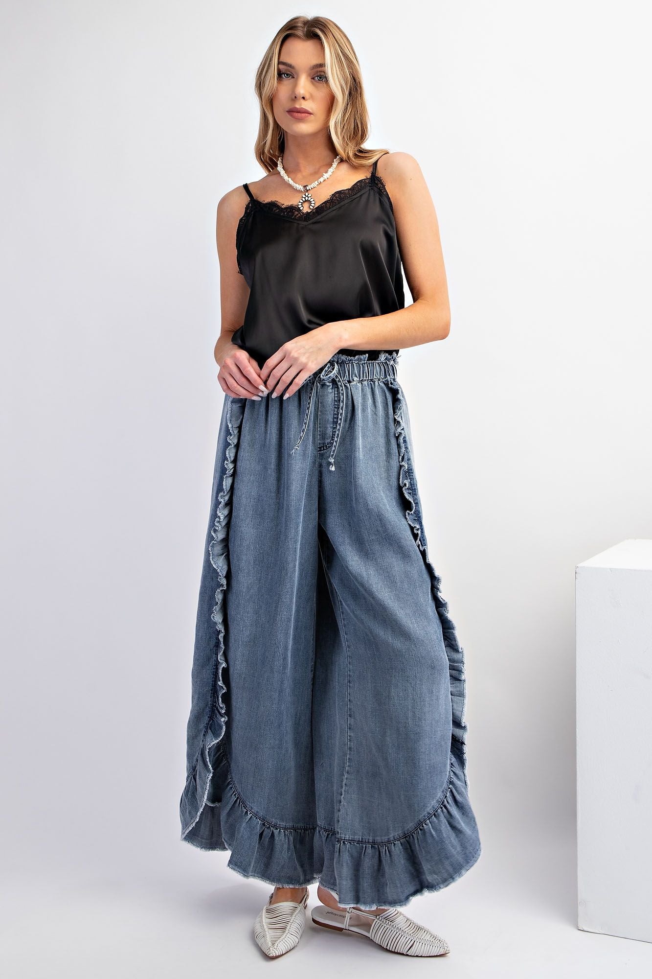 Plus Size Ruffle Chambray Pants